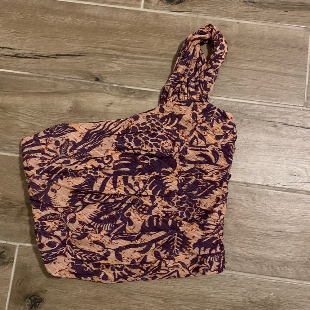 Zara top size small